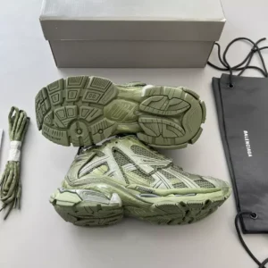 Balenciaga Runner Sneaker - GS131