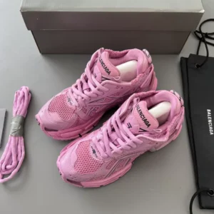Balenciaga Runner Sneaker - GS132