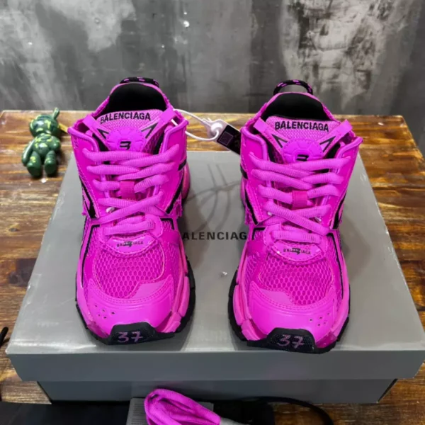 Balenciaga Runner Sneaker - GS133