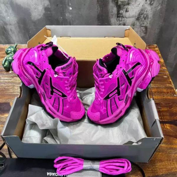 Balenciaga Runner Sneaker - GS133