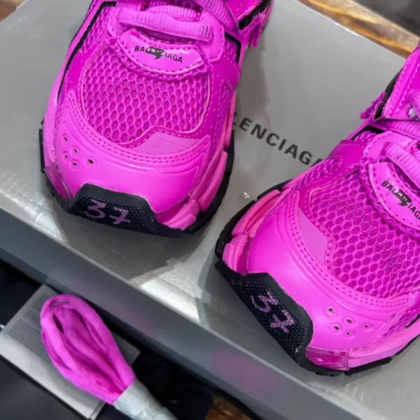 Balenciaga Runner Sneaker - GS133