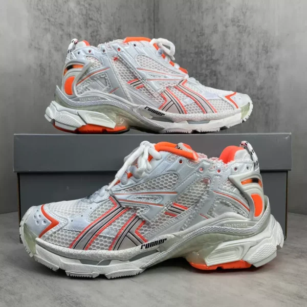 Balenciaga Runner Sneaker - GS134