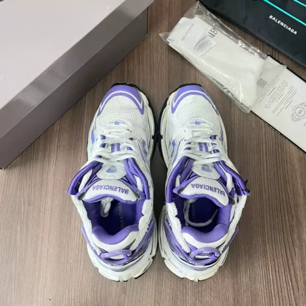 Balenciaga Runner Sneaker - GS136