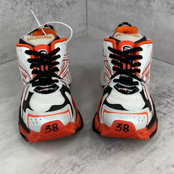 Balenciaga Runner Sneaker - GS137