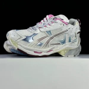 Balenciaga Runner Sneaker - GS138