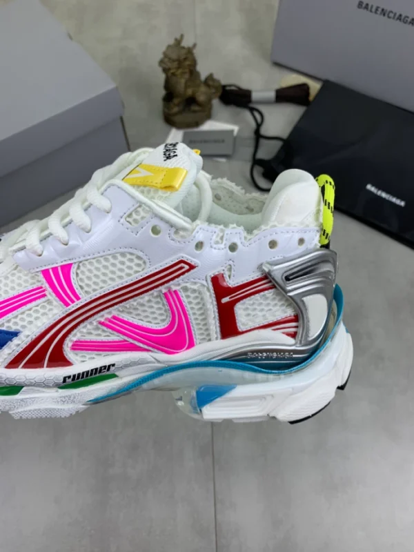 Balenciaga Runner Sneaker - GS140