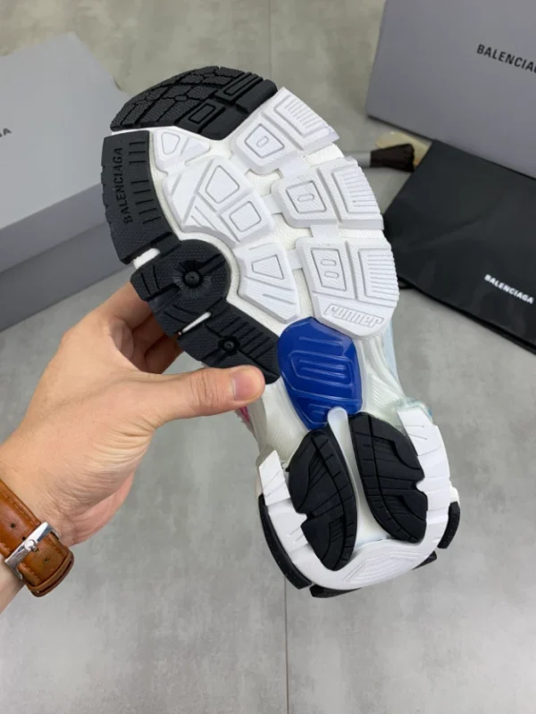 Balenciaga Runner Sneaker - GS140