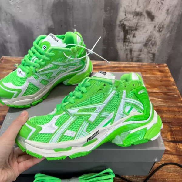 Balenciaga Runner Sneaker - GS141