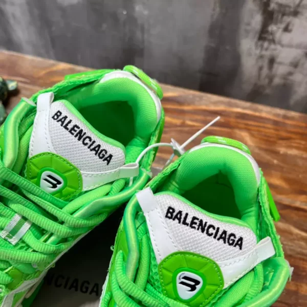 Balenciaga Runner Sneaker - GS141