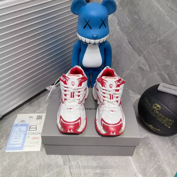 Balenciaga Runner Sneaker - GS143