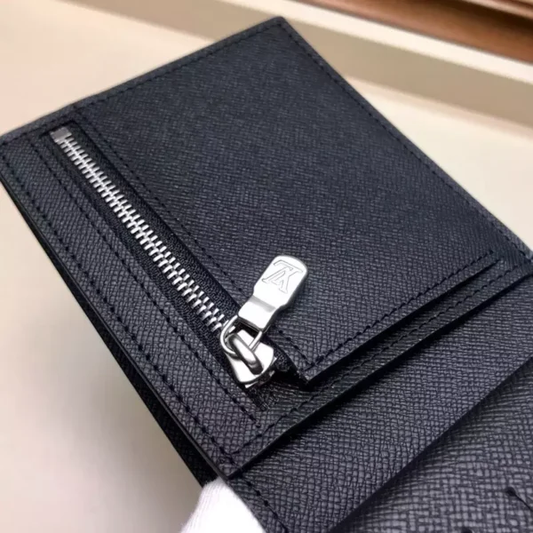 Louis Vuitton Amerigo Wallet - LW31