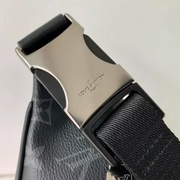 Louis Vuitton Discovery PM Bumbag - LCP015