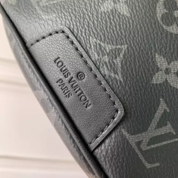 Louis Vuitton Discovery PM Bumbag - LCP015