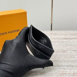 Louis Vuitton Double Card Holder - LW15