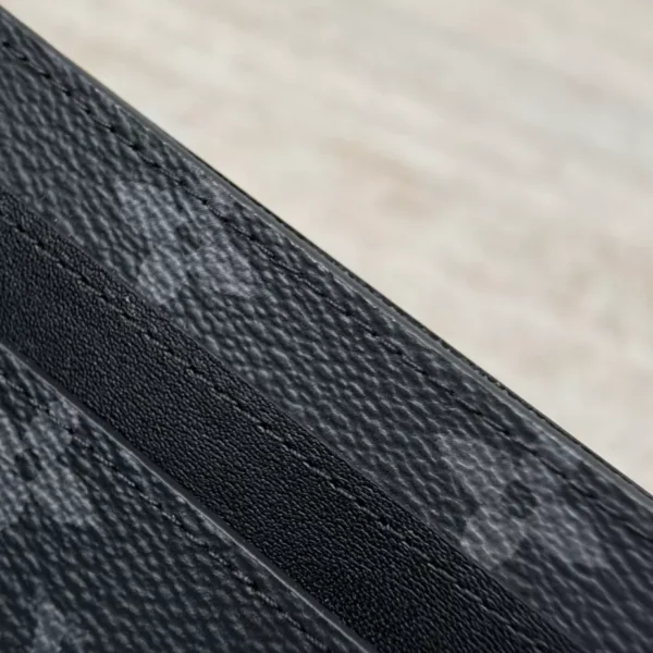 Louis Vuitton Double Card Holder - LW15