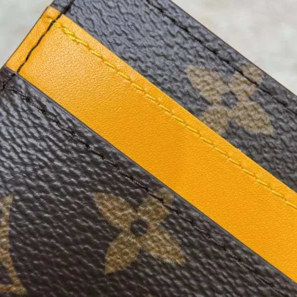 Louis Vuitton Double Card Holder - LW17