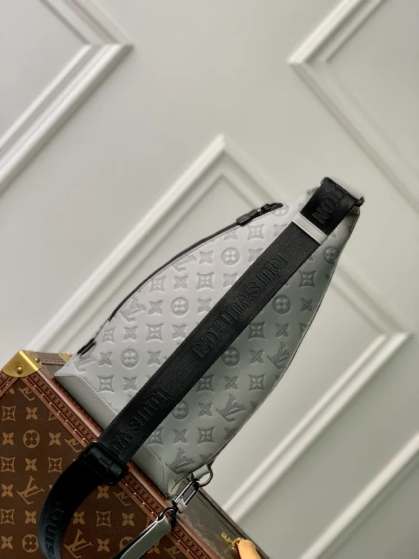 Louis Vuitton Duo Slingbag - LCP019
