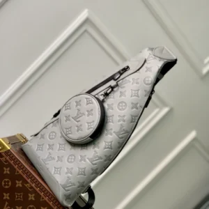 Louis Vuitton Duo Slingbag - LCP019
