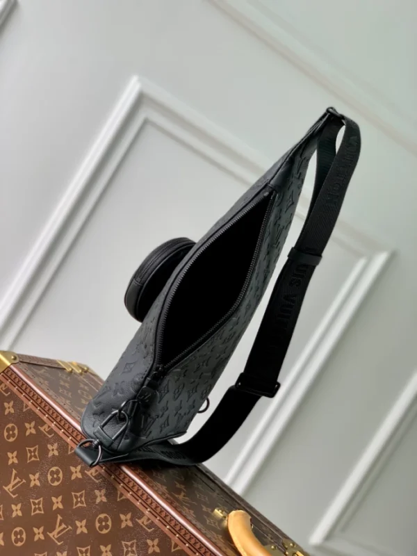 Louis Vuitton Duo Slingbag - LCP021