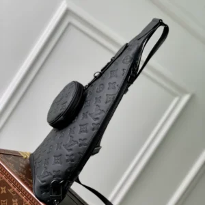 Louis Vuitton Duo Slingbag - LCP021