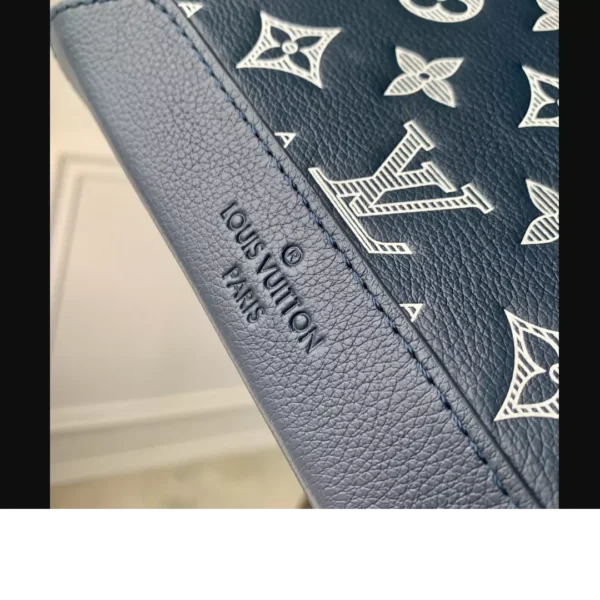 Louis Vuitton Duo Slingbag - LCP022