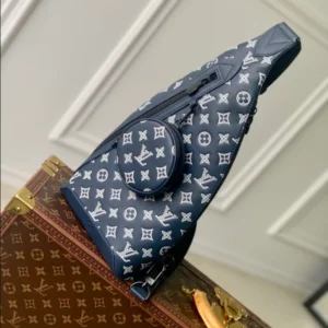 Louis Vuitton Duo Slingbag - LCP022