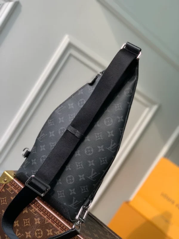 Louis Vuitton Duo Slingbag - LCP024