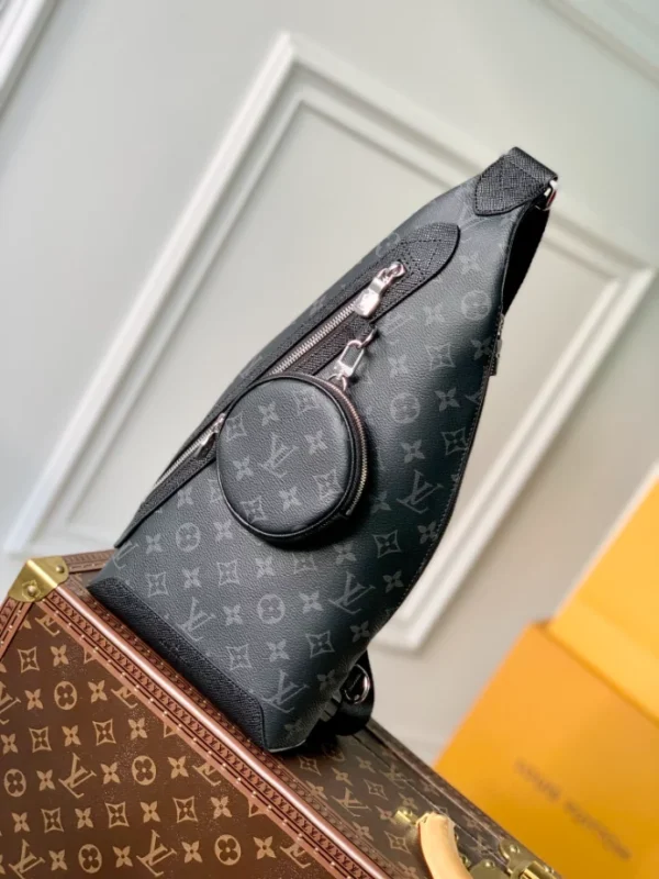 Louis Vuitton Duo Slingbag - LCP024