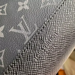 Louis Vuitton Duo Slingbag - LCP024