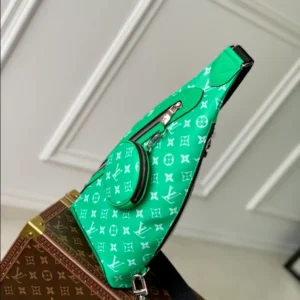 Louis Vuitton Duo Slingbag - LCP025
