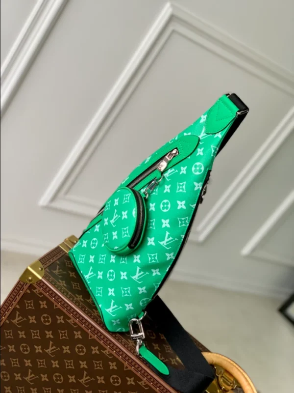 Louis Vuitton Duo Slingbag - LCP025