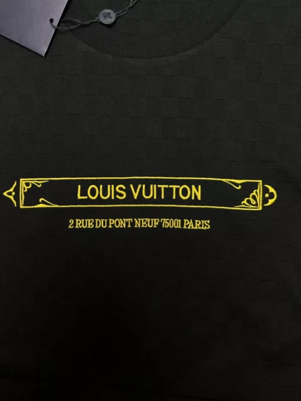 Louis Vuitton Embellished Damier Pique T-Shirt - LT122