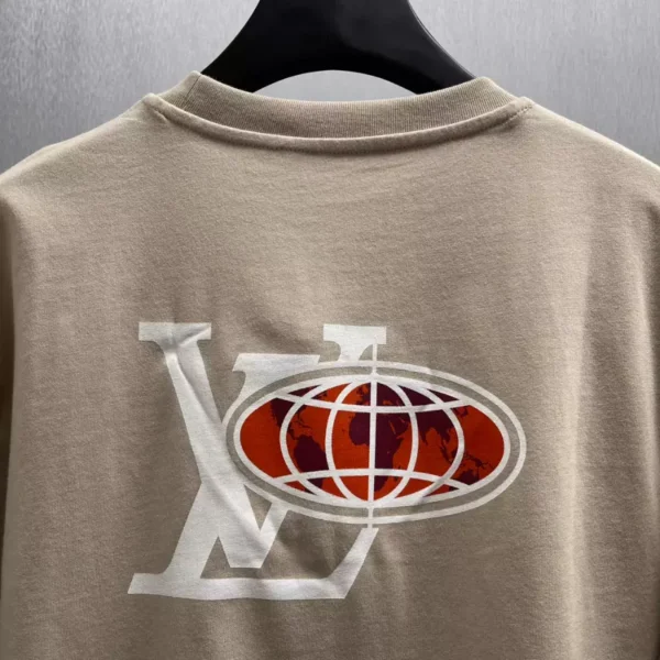 Louis Vuitton Embellished Graphic Cotton T-Shirt - LT112
