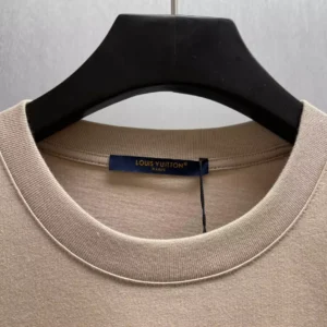 Louis Vuitton Embellished Graphic Cotton T-Shirt - LT112