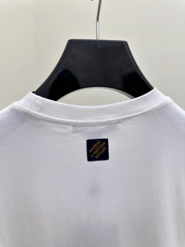 Louis Vuitton Embroidered Short-Sleeved T-Shirt - LT101