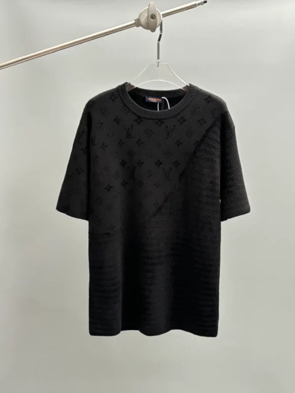 Louis Vuitton Graphic Jacquard Short-Sleeved Crewneck - LT119