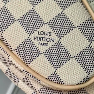 Louis Vuitton Keepit Damier Azur Canvas - LCP07