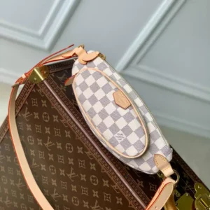Louis Vuitton Keepit Damier Azur Canvas - LCP07