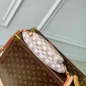 Louis Vuitton Keepit Damier Azur Canvas - LCP07
