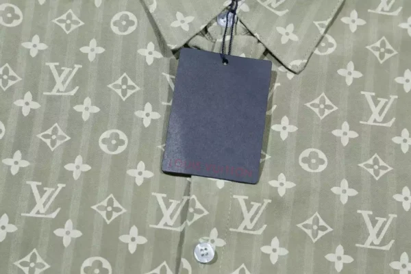 Louis Vuitton Long-Sleeved Shirt - LST16
