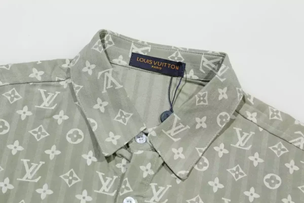 Louis Vuitton Long-Sleeved Shirt - LST16