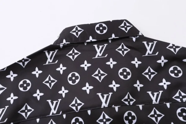 Louis Vuitton Long-Sleeved Shirt - LST19