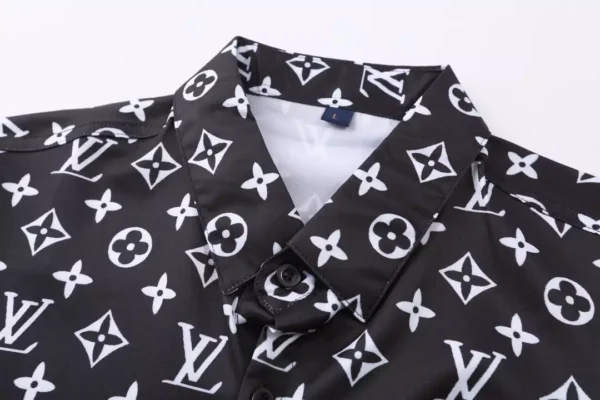 Louis Vuitton Long-Sleeved Shirt - LST19