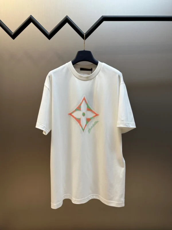 Louis Vuitton Monogram Flower 3D Gradient Print T-Shirt - LT109