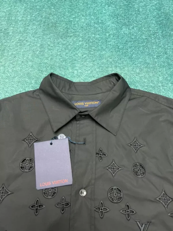 Louis Vuitton Monogram Flowers Embroidered Short-Sleeved Shirt - LST33