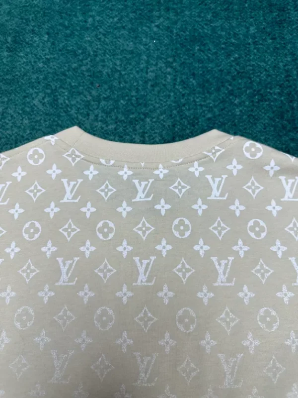 Louis Vuitton Monogram Gradient T-Shirt - LT121