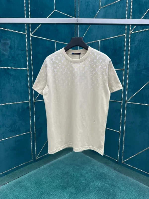 Louis Vuitton Monogram Gradient T-Shirt - LT121