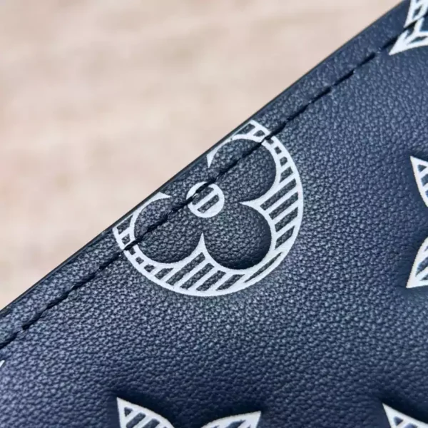 Louis Vuitton Multiple Wallet - LW20