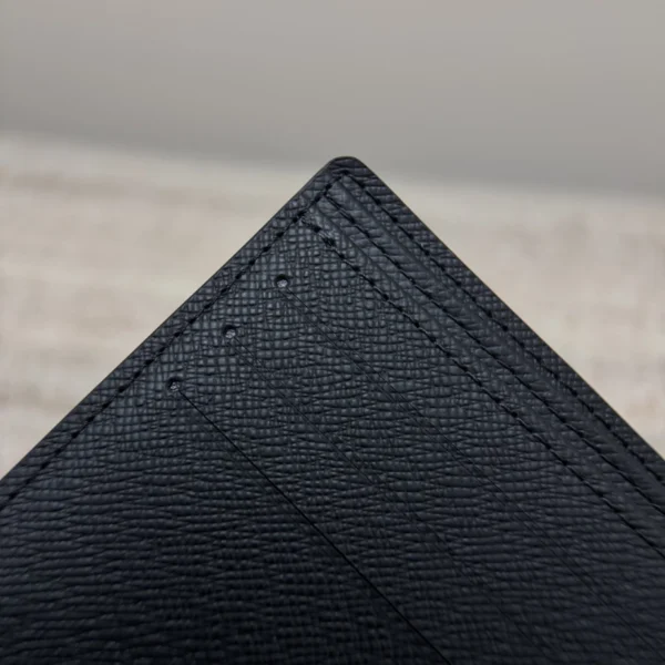 Louis Vuitton Multiple Wallet - LW22