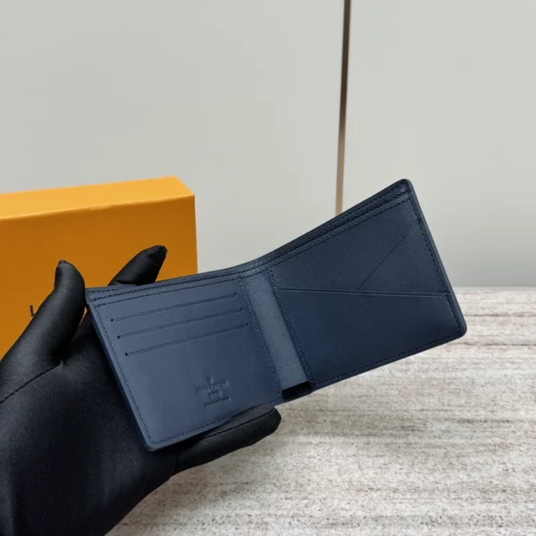 Louis Vuitton Multiple Wallet - LW23